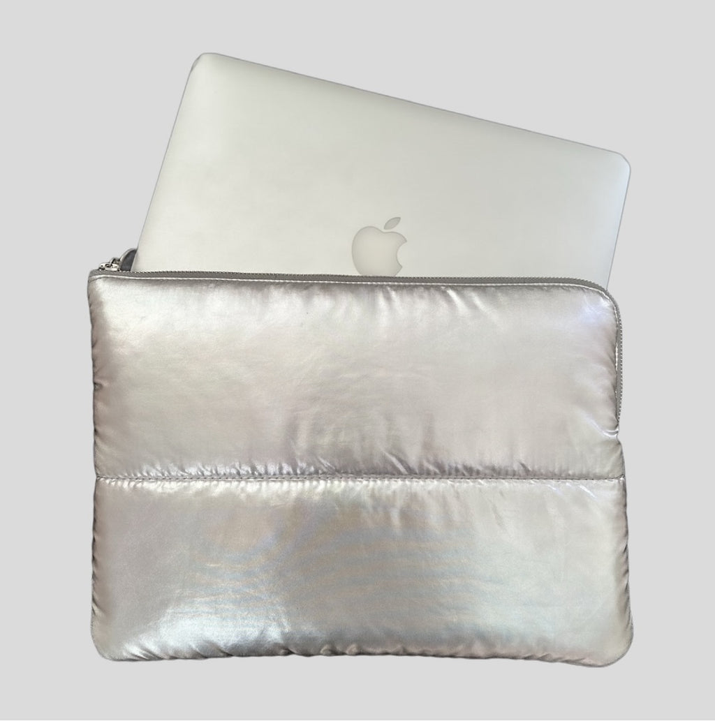 ლეპტოპის ჩასადები | საჩუქარი