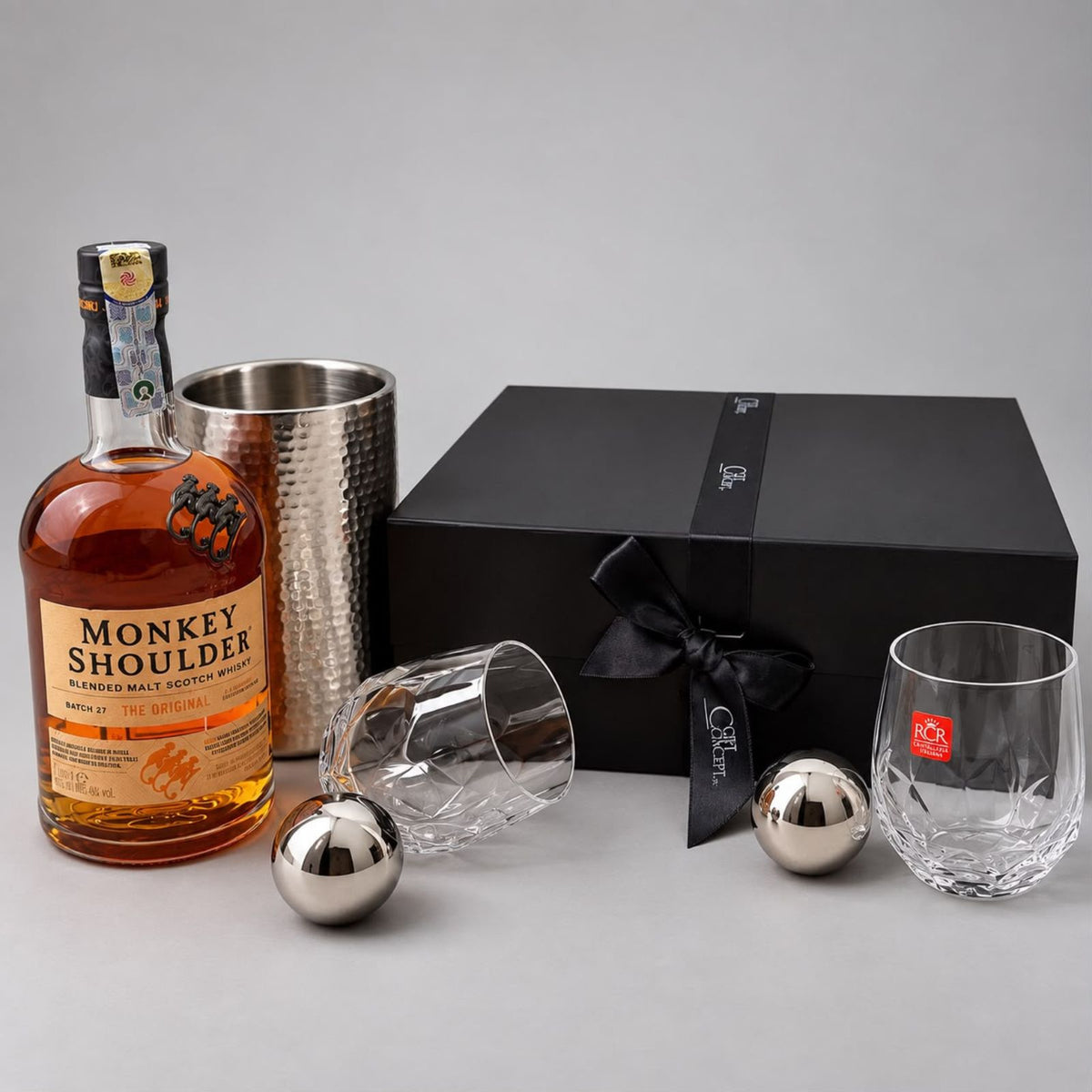The Signature Whiskey Gift Set for Him | GiftConcept.ge
